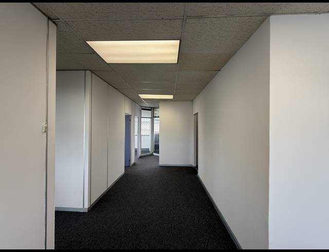 87M² OFFICE TO LET IN WYNBERG